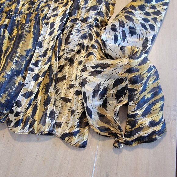 Vintage 100% Silk Animal Print Blouse Size 10 With Matching Scarf Classic - Picture 3 of 13